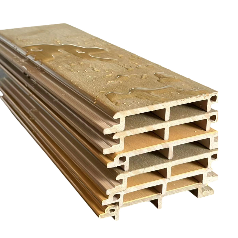 Szerokość 112 mm, grubość 16 mm Niewymagający konserwacji wodoodporny i antypoślizgowy kwadratowy panel ścienny z PVC/ASA do użytku na zewnątrz