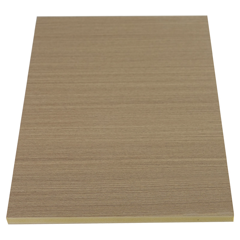 Kompozytowy panel ścienny z bambusa i tworzywa sztucznego o szerokości 1220 mm z fornirem z drewna bambusowego