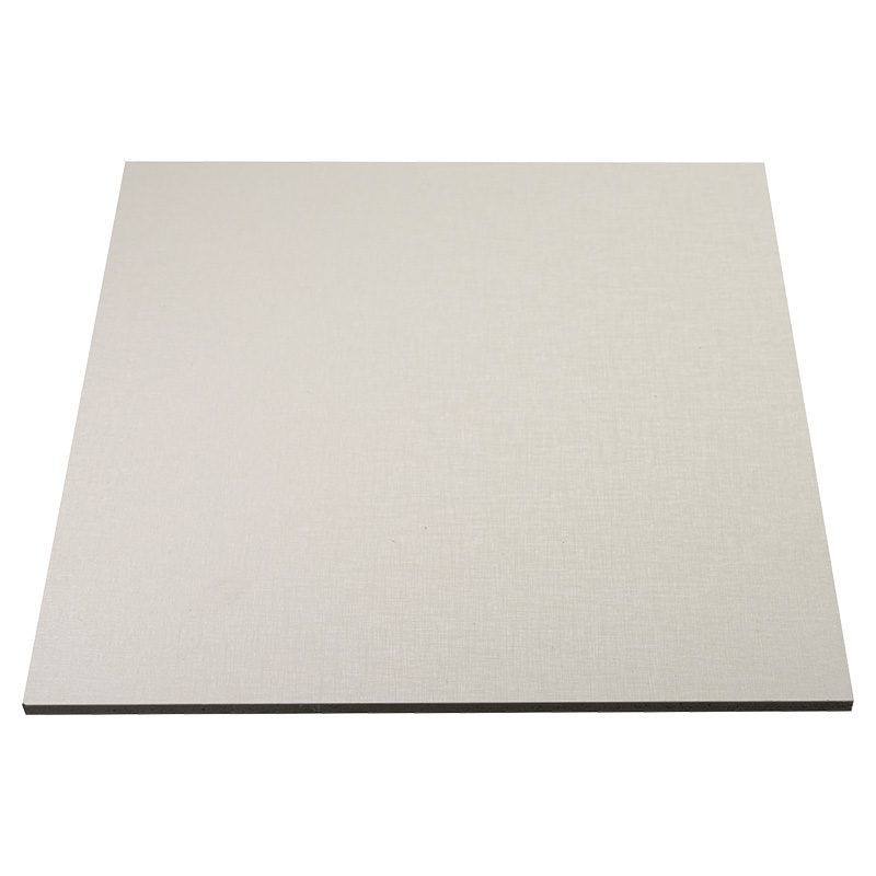 Szerokość 1220 mm Kolorowy panel PCV z drewna i tworzywa sztucznego Wodoodporny ognioodporny, odporny na wilgoć kwiatowy wzór Dźwiękoszczelny panel ścienny